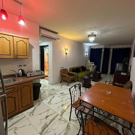 הוילה עיין סוחנה Porto Sokna Water Front Ground Floor Family Only מראה חיצוני תמונה