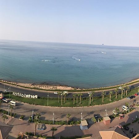 הוילה עיין סוחנה Porto Sokna Water Front Ground Floor Family Only מראה חיצוני תמונה