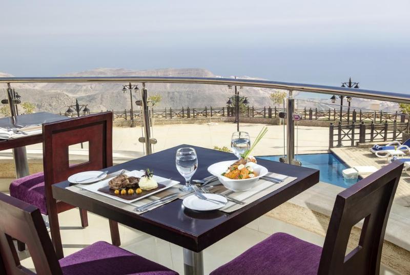 הוילה עיין סוחנה Porto Sokna Water Front Ground Floor Family Only מראה חיצוני תמונה