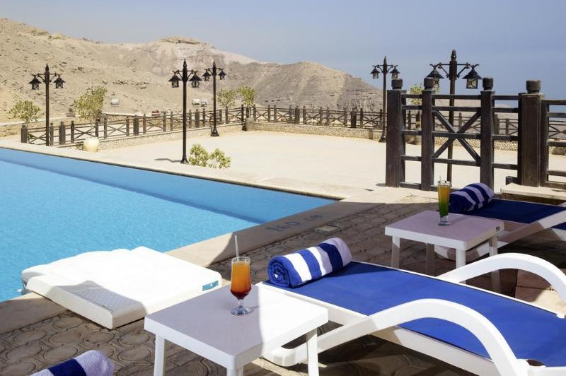 הוילה עיין סוחנה Porto Sokna Water Front Ground Floor Family Only מראה חיצוני תמונה