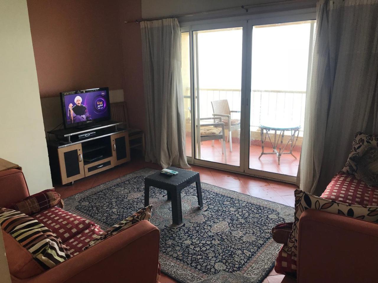 הוילה עיין סוחנה Porto Sokna Water Front Ground Floor Family Only מראה חיצוני תמונה